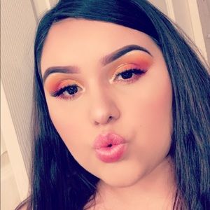 Meet your Posher, Ashly